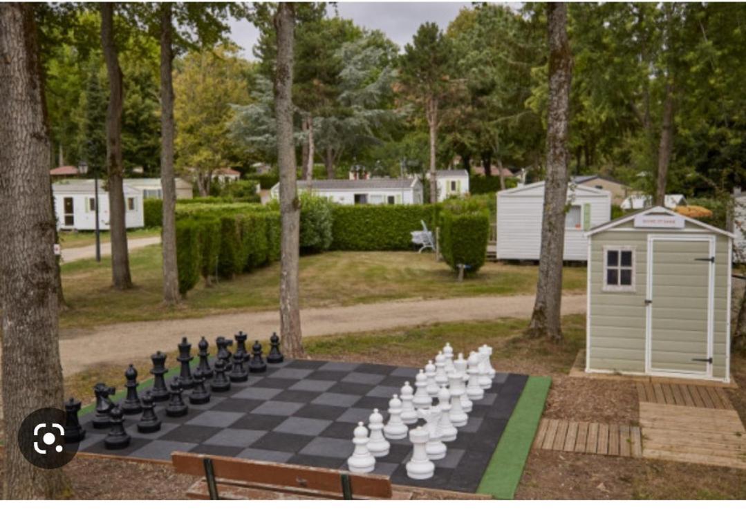 Location Mobil-Home Le Parc Des Roches Saint-Chéron Buitenkant foto